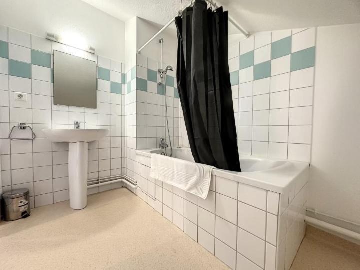 Residence Bury Tulle Ngoại thất bức ảnh